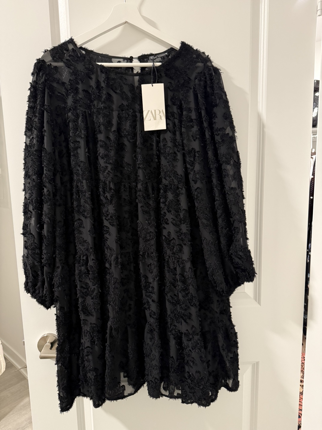 Black dress - photo 2