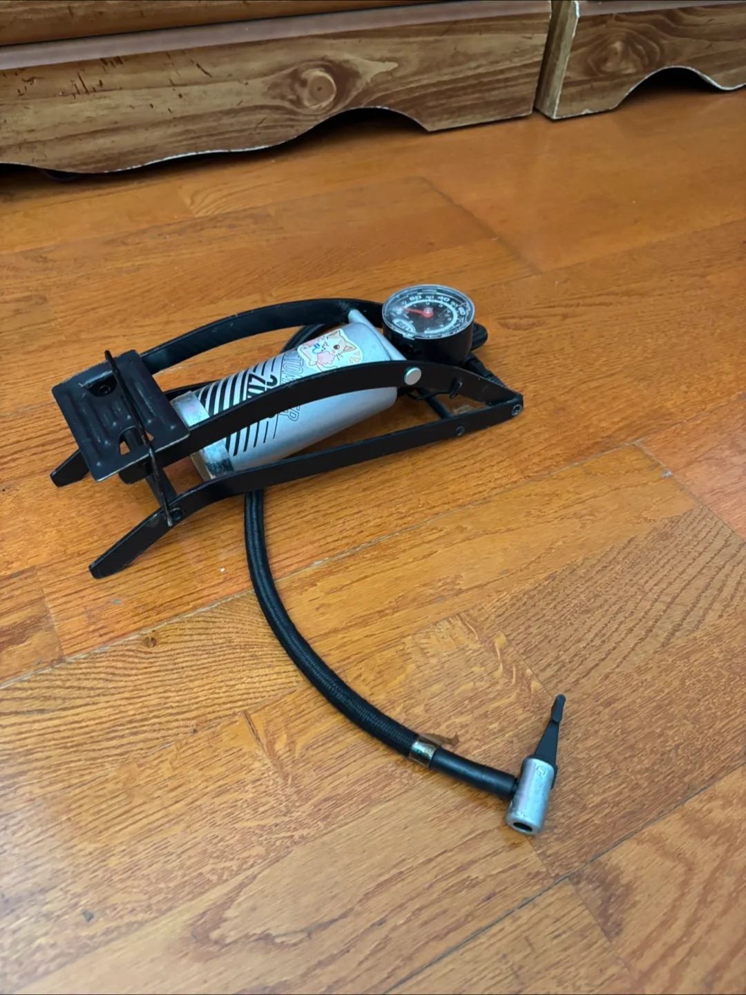 Bike Helmet, Basket & Pump image indicator(3)