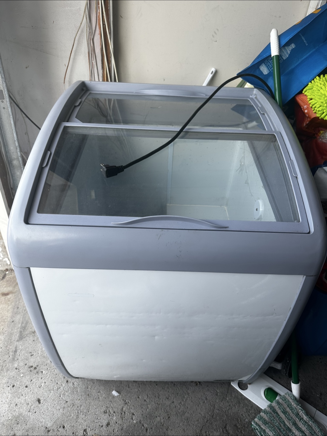 Display Freezer