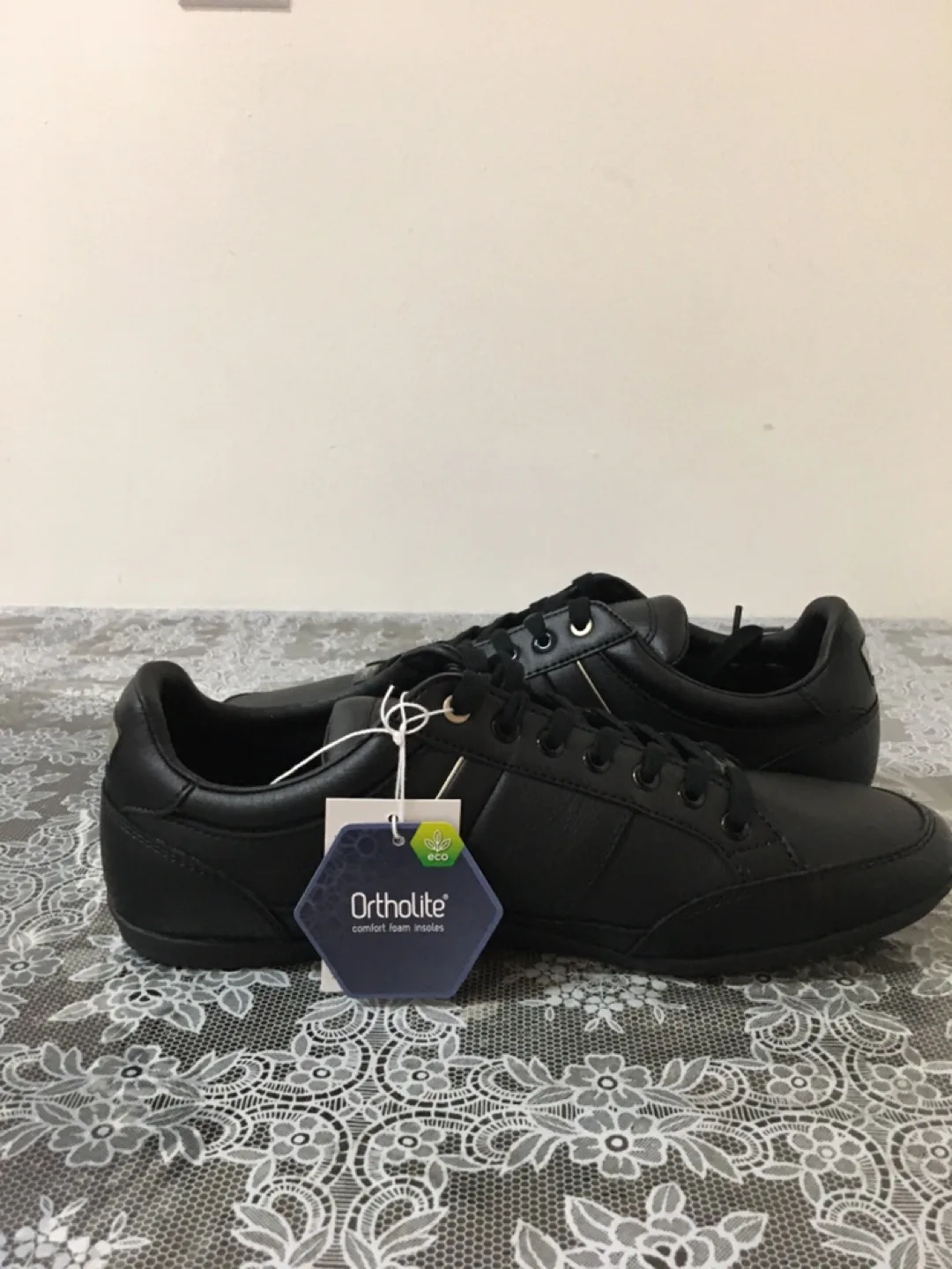 Lacoste Black Leather Sneakers image indicator(6)