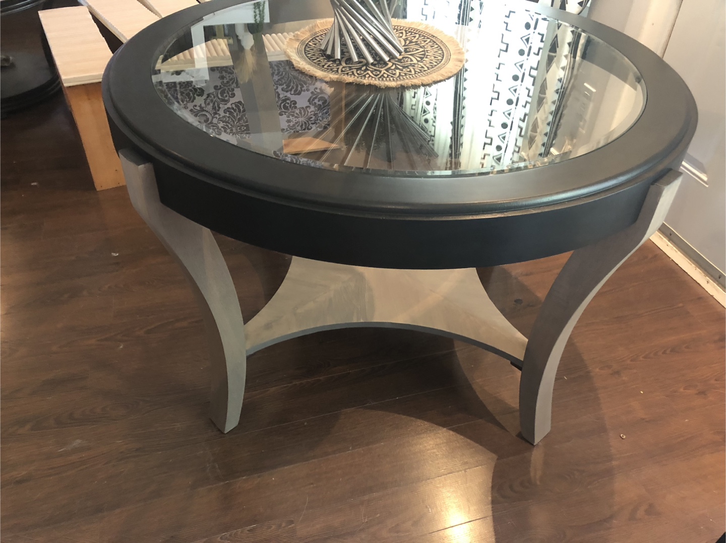 Dining room table 45”length 31”height - photo 5