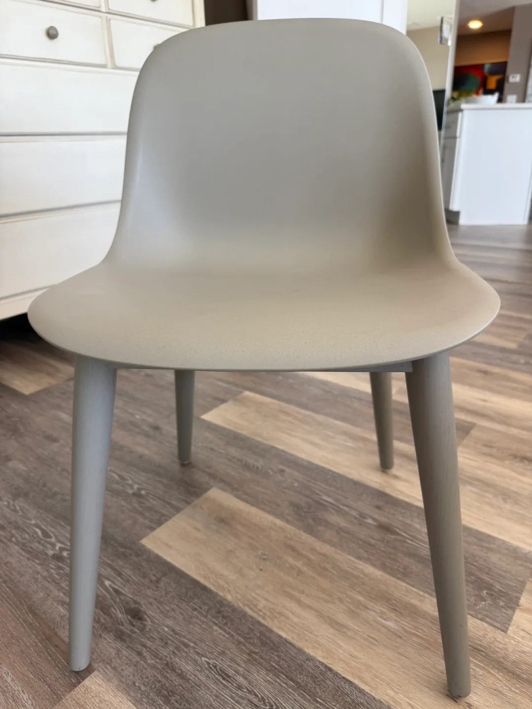 Muuto Fiber Side Chair with Wood Base - Grey thumbnail