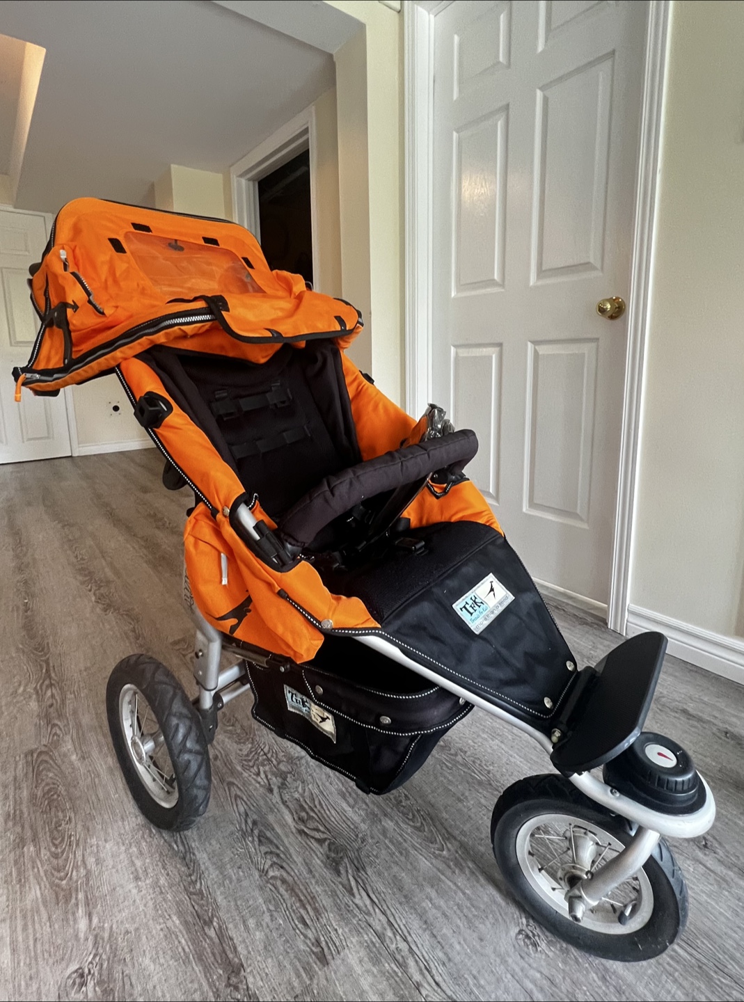 TK Twist Jogger Stroller - Orange & Black