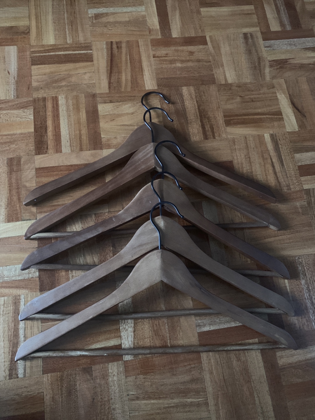 Wooden Clothes Hangers - photo 2