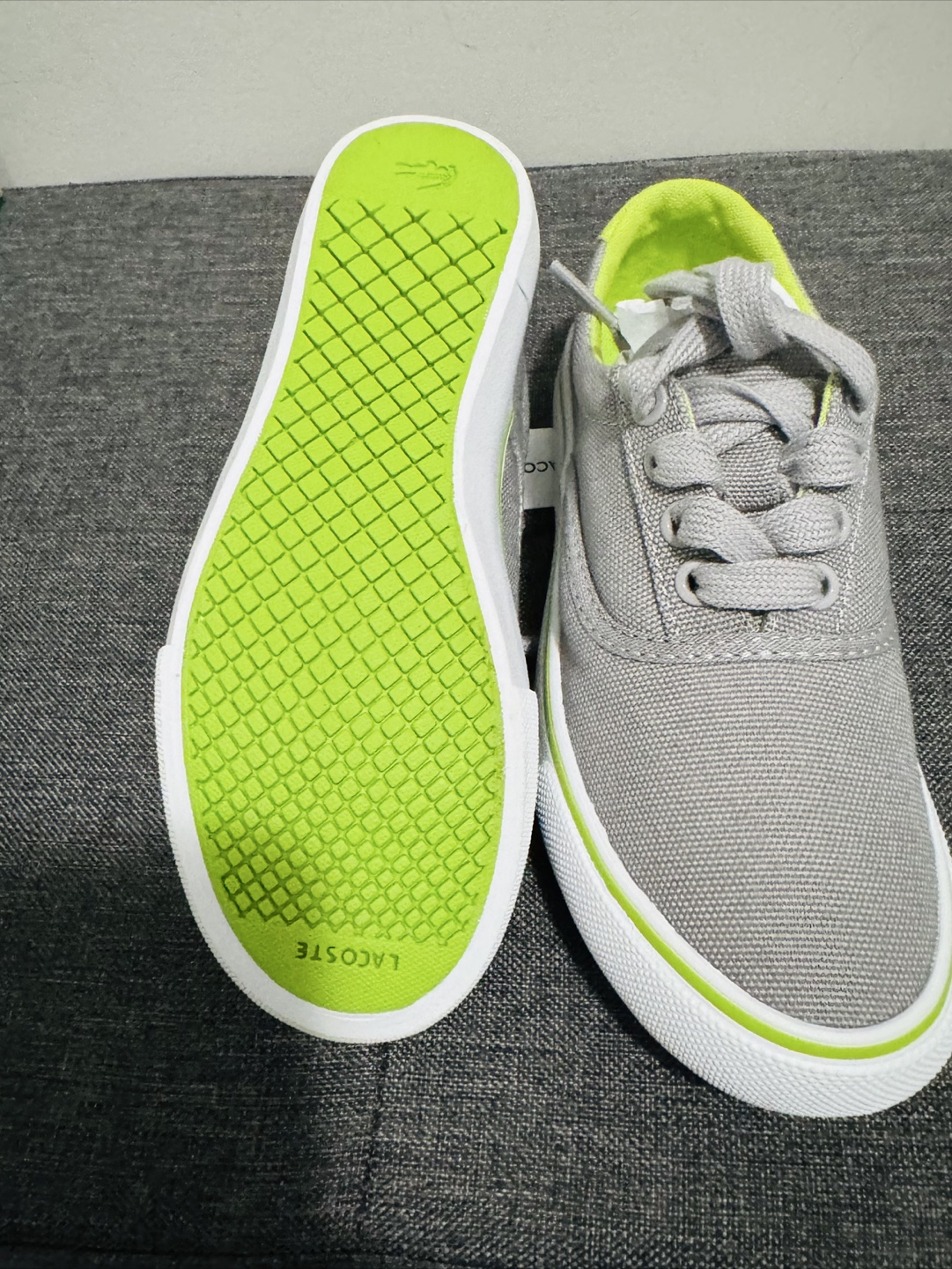 New Lacoste Bellevue Grey/Green Canvas Shoes Kids - Size 12 - photo 5