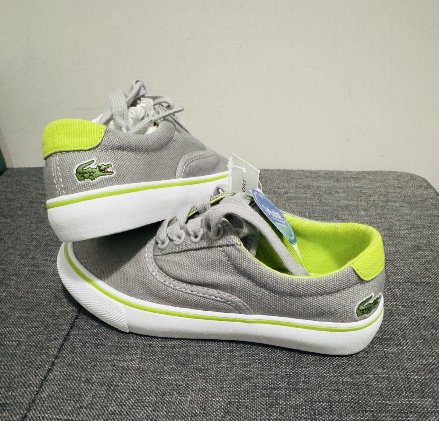 New Lacoste Bellevue Grey/Green Canvas Shoes Kids - Size 12 - photo 3