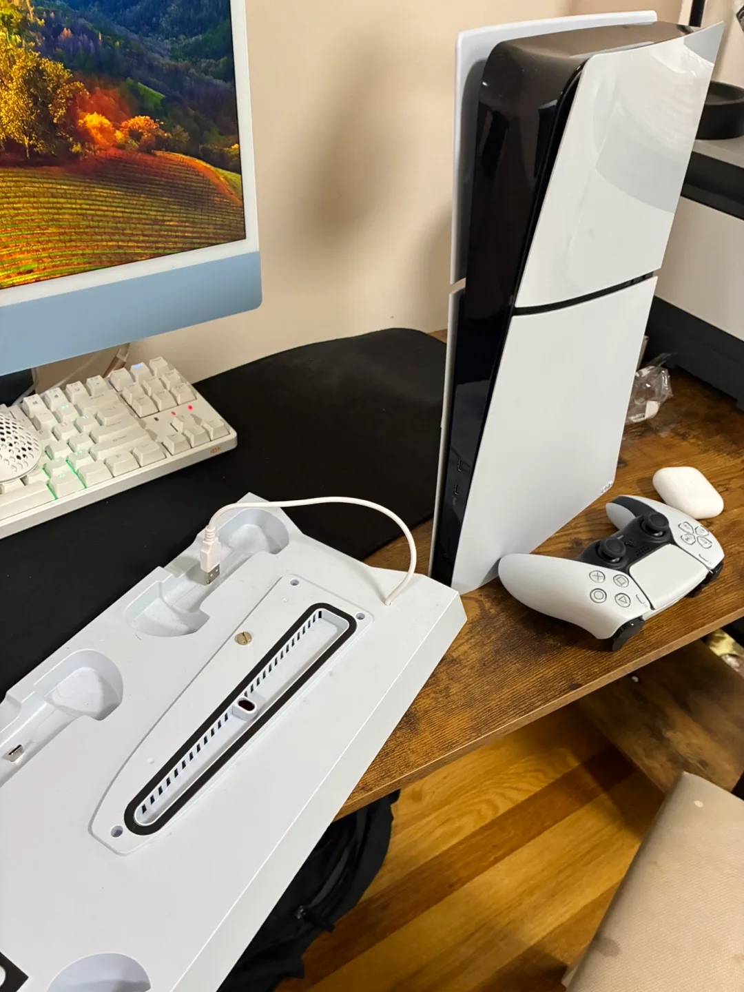 PlayStation 5 (PS5) Console - White thumbnail