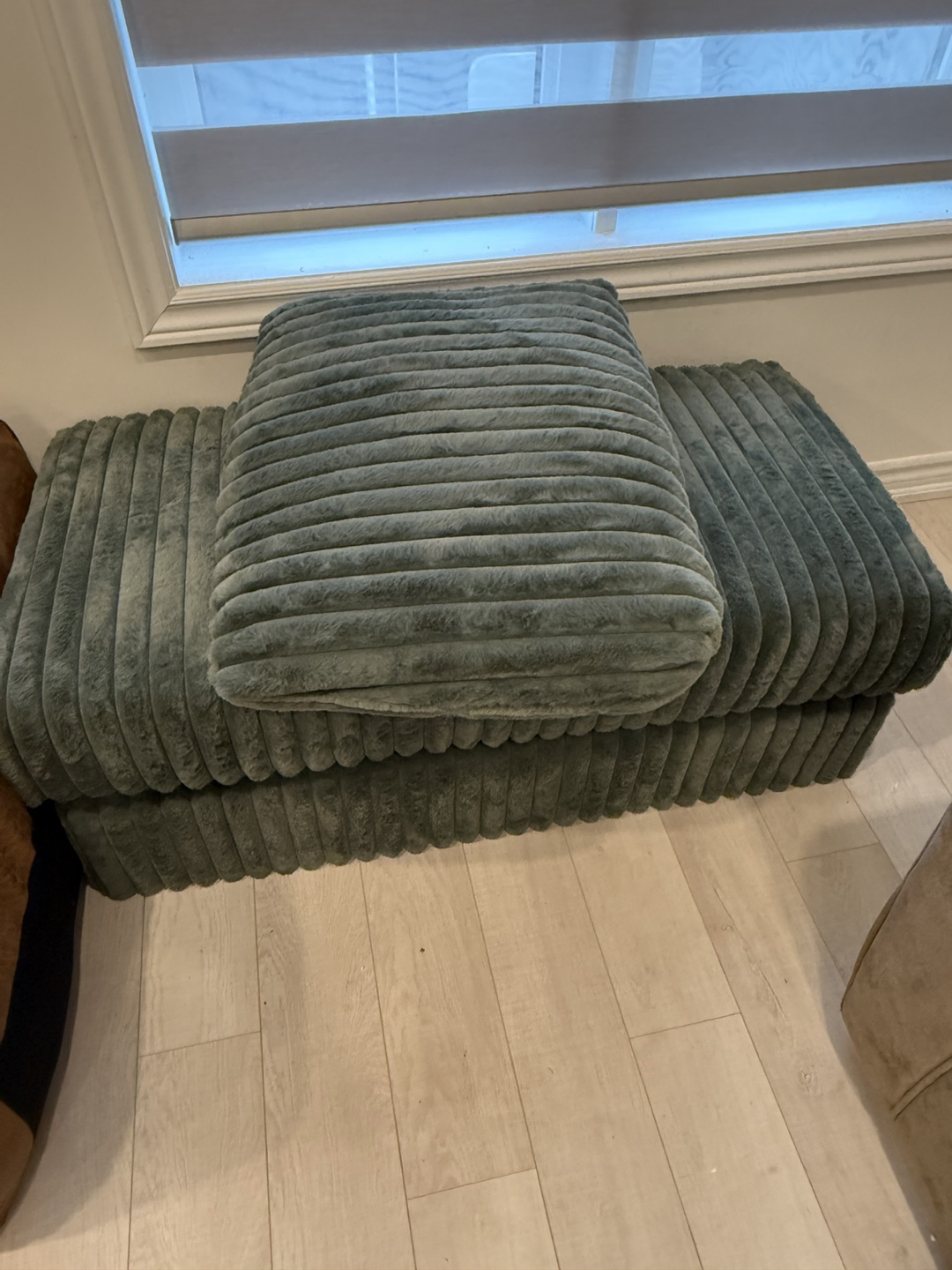 Corduroy Ottoman with Backrest - photo 2