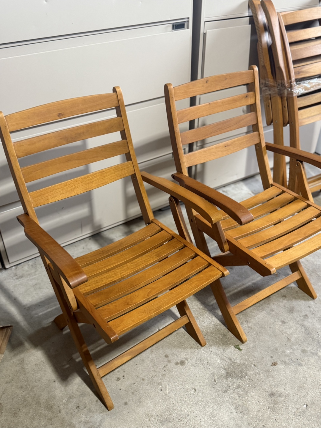 Folding Wooden Outdoor Chairs - Set of 4