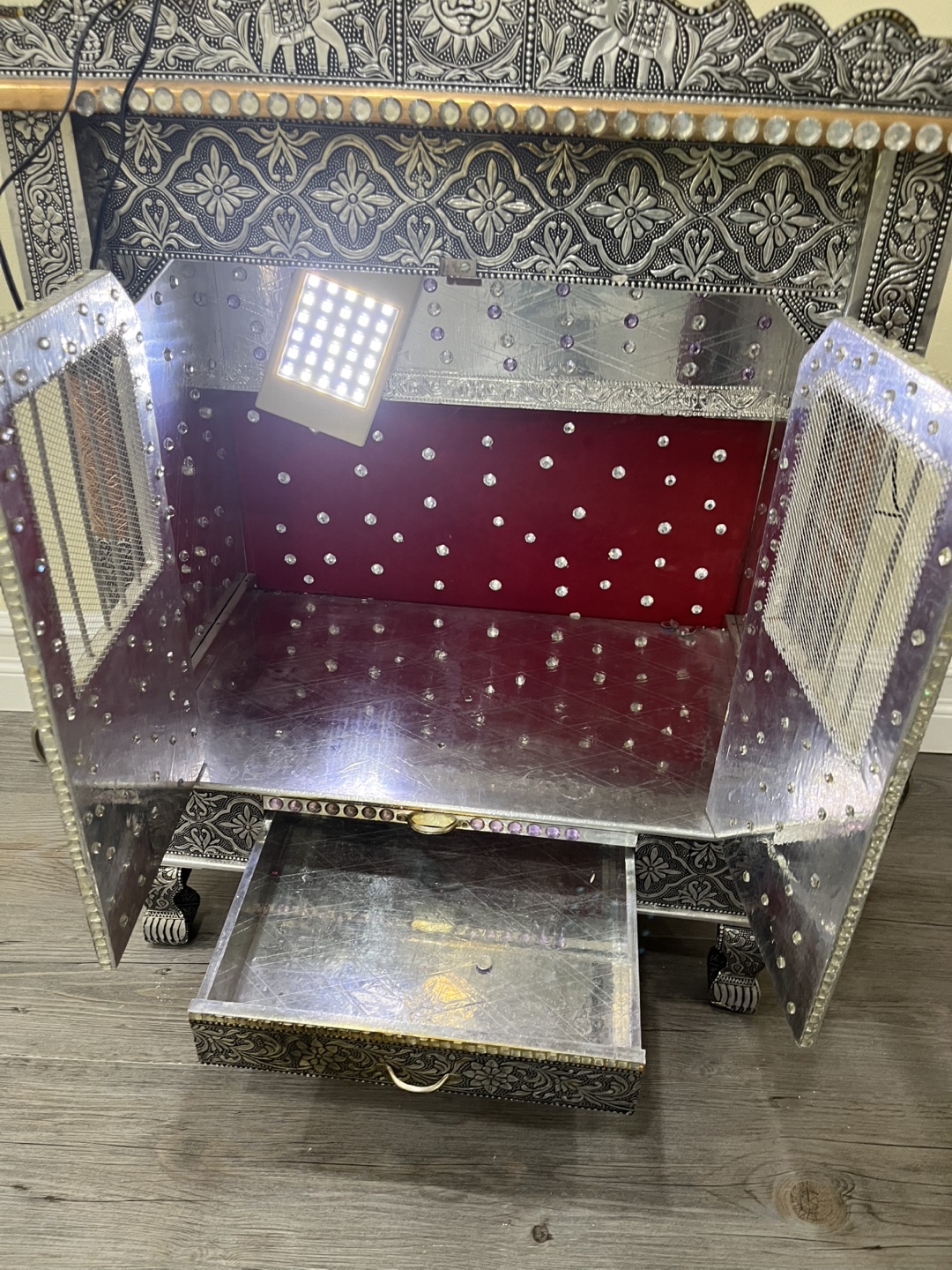 Ornate Silver Pooja Mandir Cabinet - photo 4