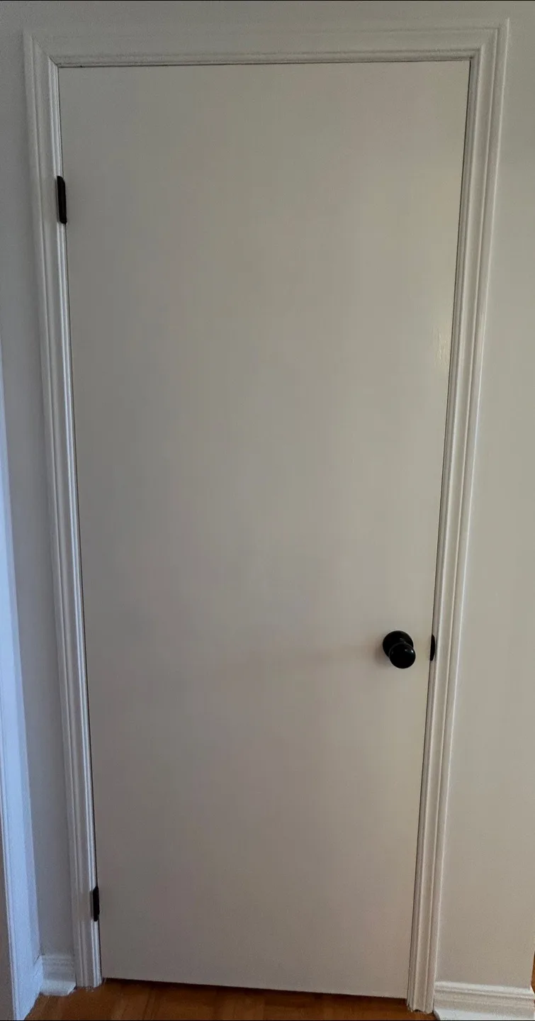 Interior Door with Knob & Hinge (11 doors are available) thumbnail