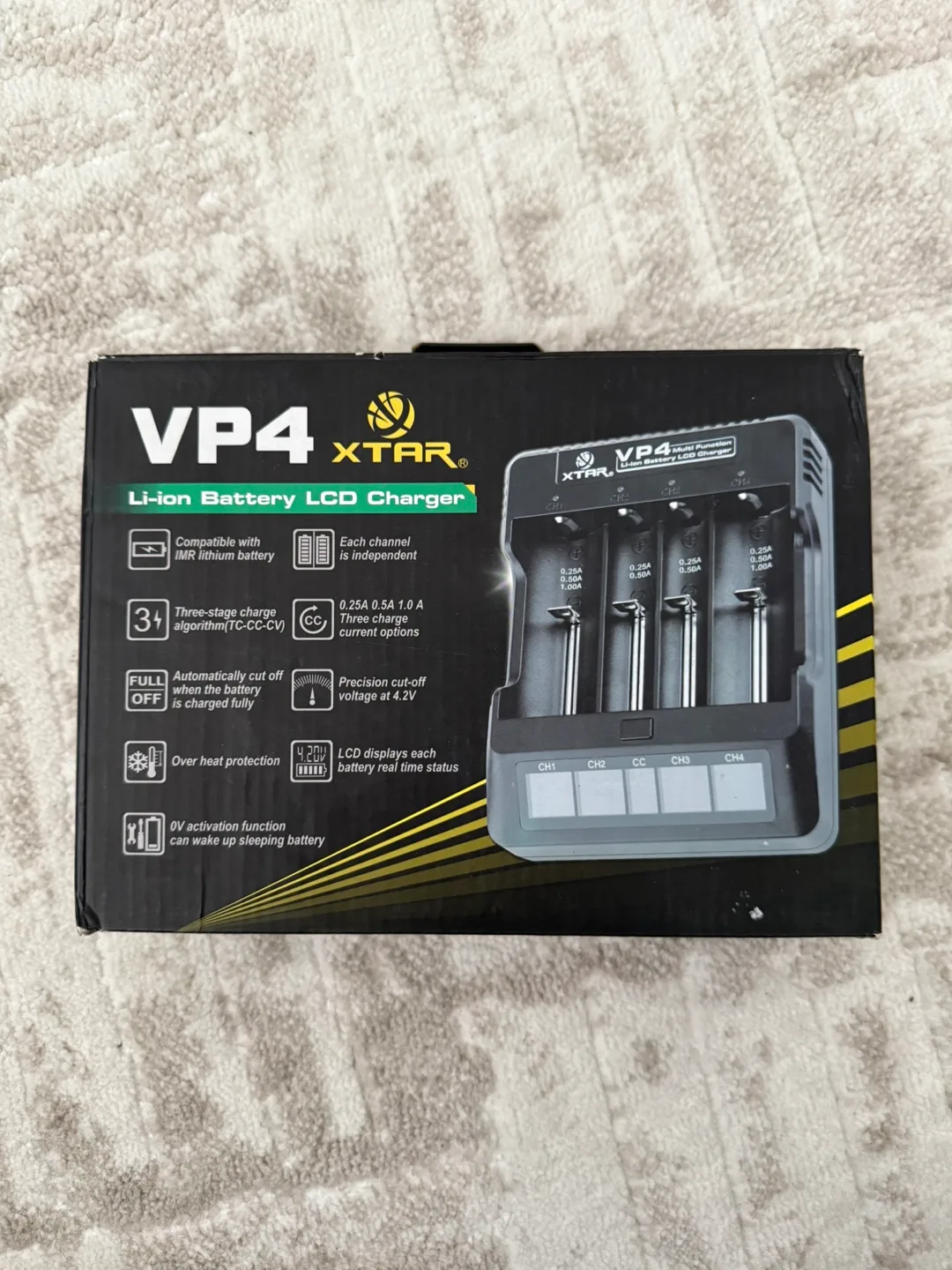 XTAR VP4 Li-ion Battery LCD Charger thumbnail