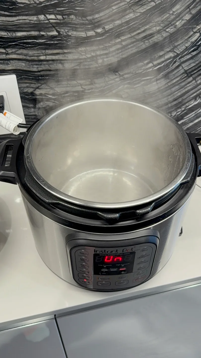 Instant Pot DUO 5 Quart 7-in-1 Multi-Use Pressure Cooker image indicator(7)