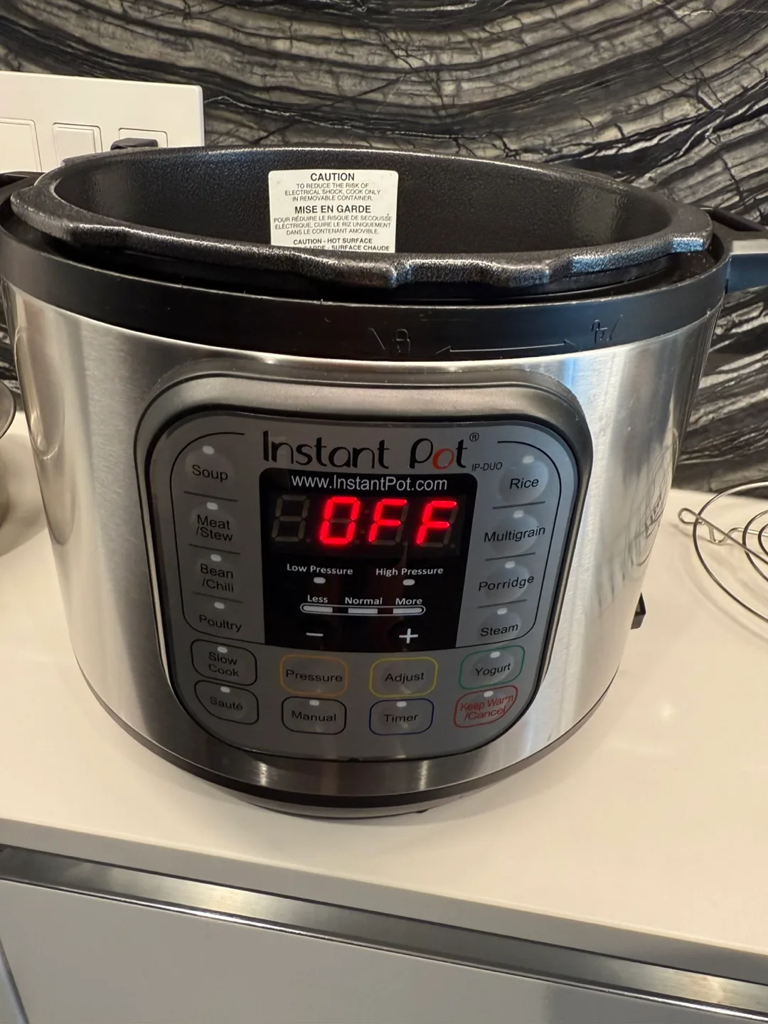 Instant Pot DUO 5 Quart 7-in-1 Multi-Use Pressure Cooker image indicator(6)