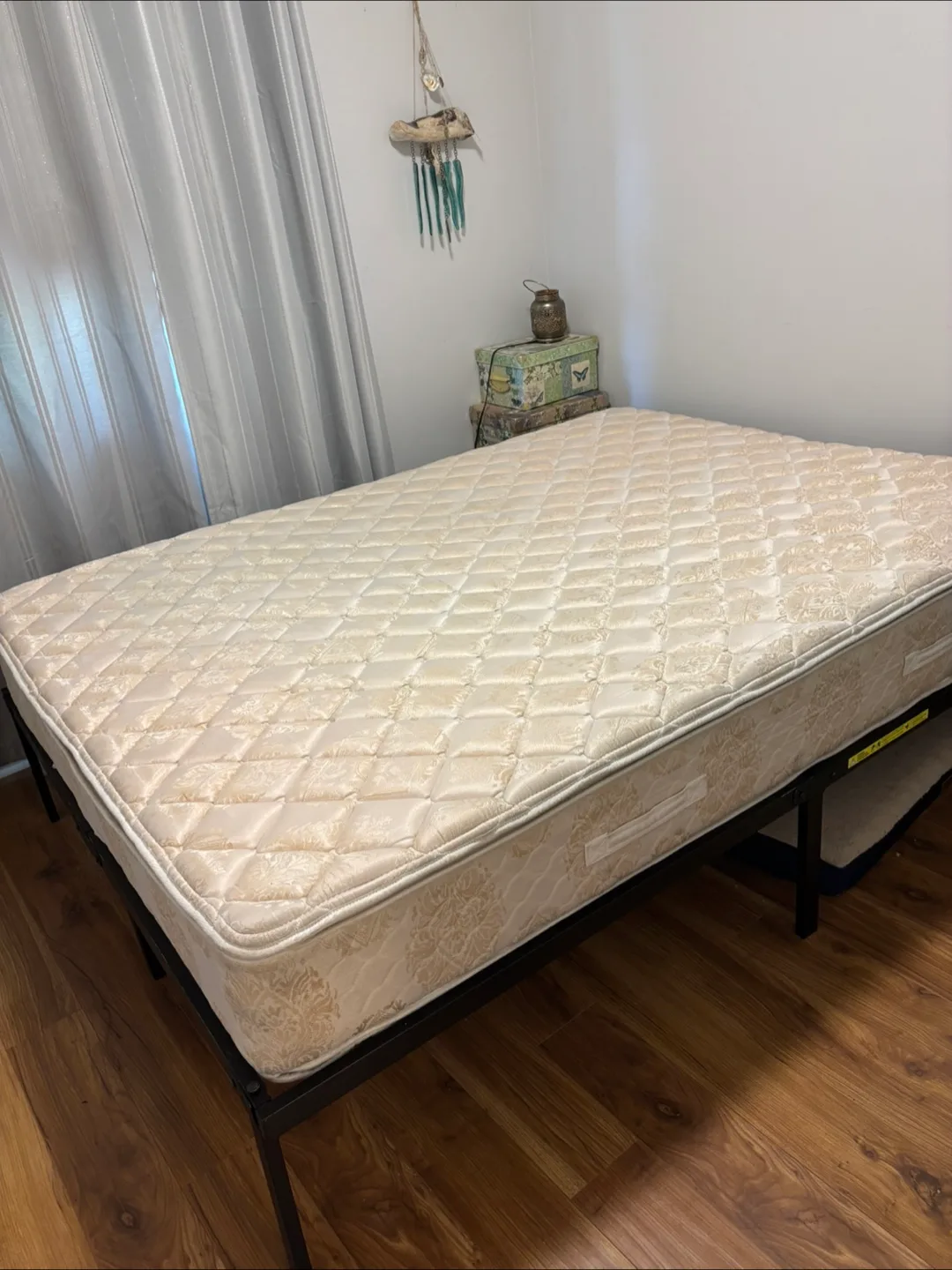 Barely used Queen frame with mattress thumbnail