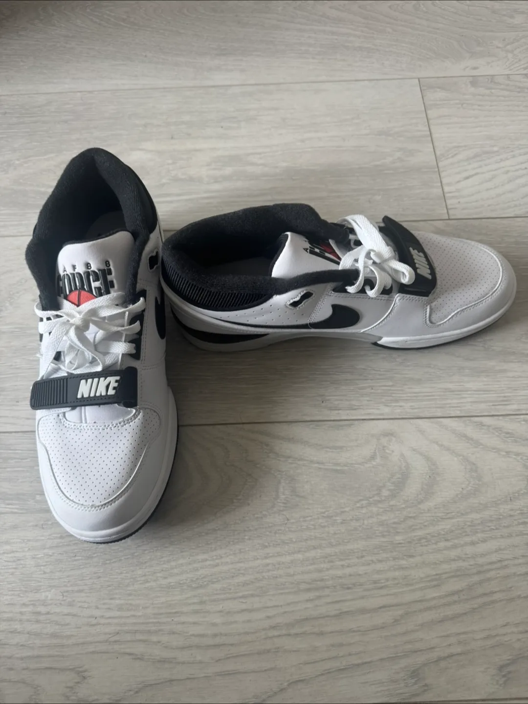 Nike sneakers collection - variety of Styles image indicator(4)