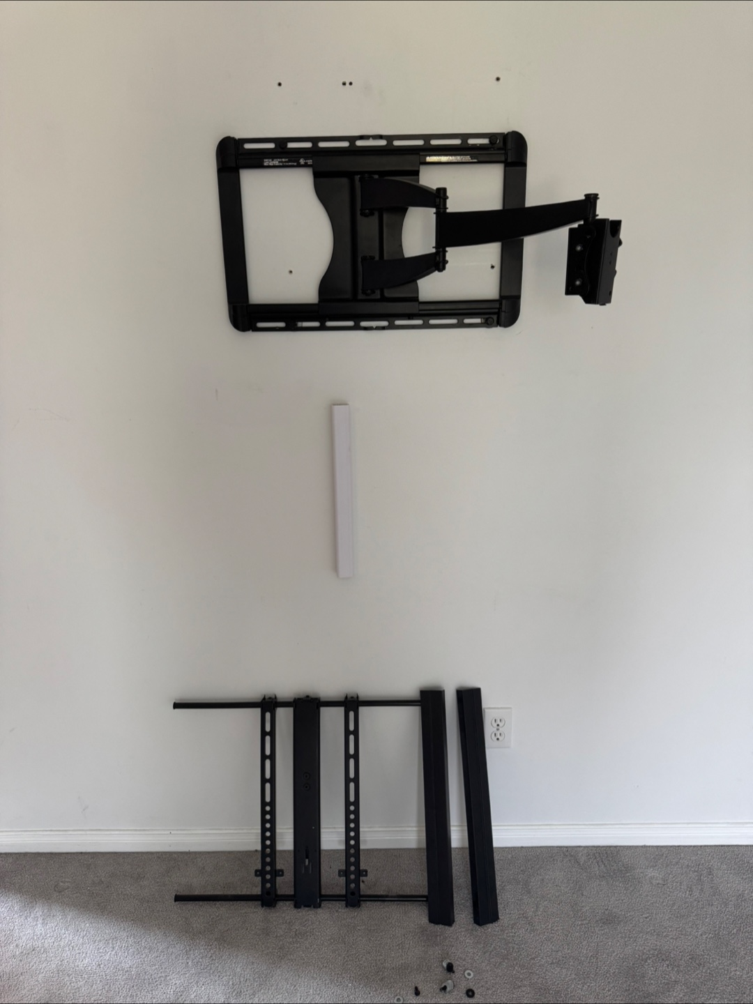 Black Articulating TV Wall Mount
