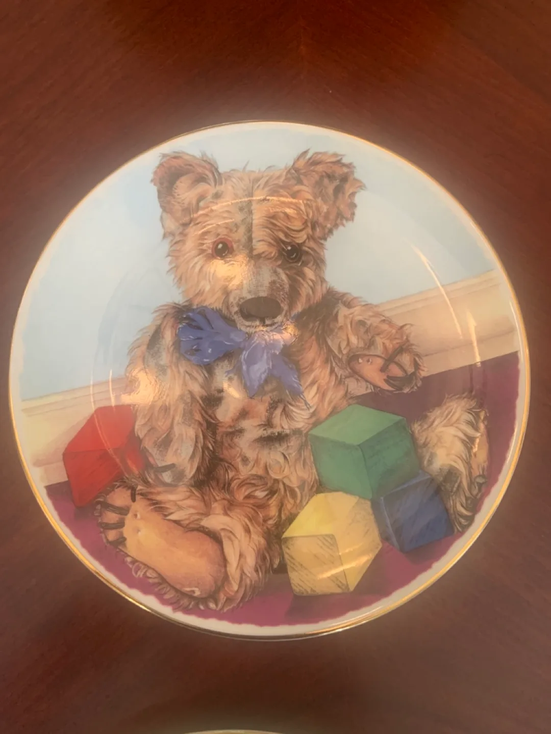 Royal Stuart Fine Bone China Teddy Bear Plates image indicator(2)