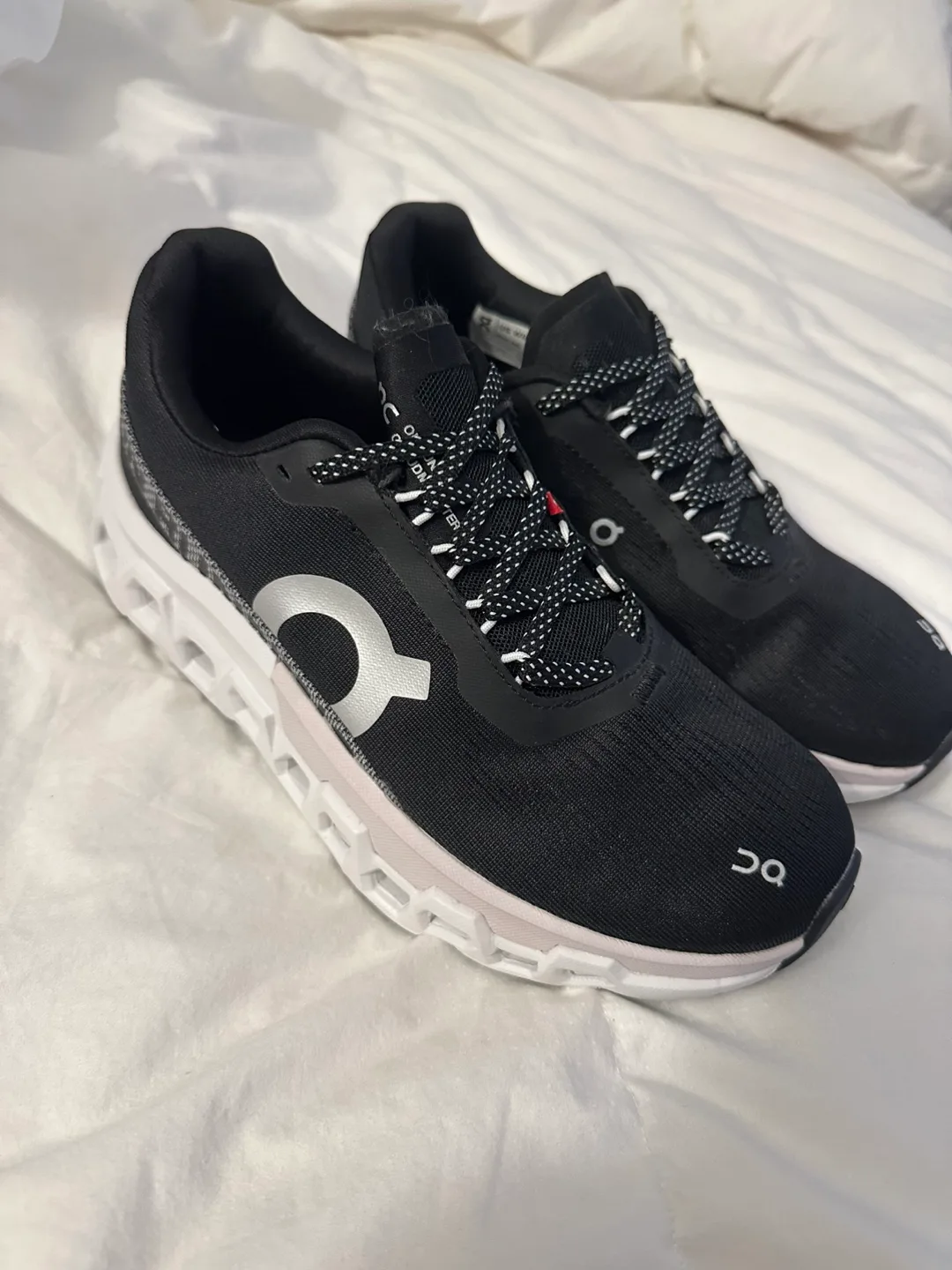 On Cloudmonster Black Running Shoes - US W8 thumbnail