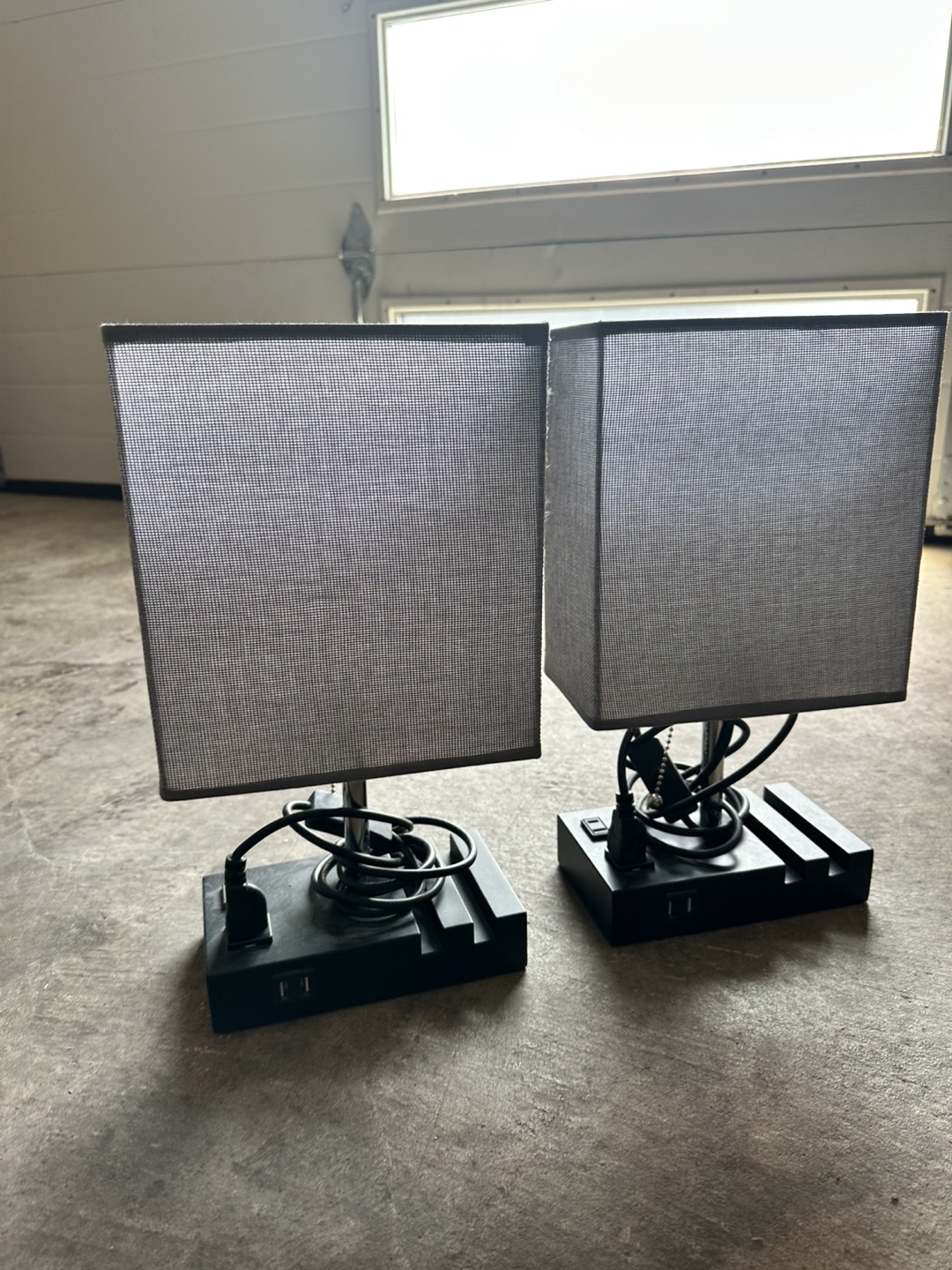 Pair of Grey Square Shade Table Lamps - photo 2