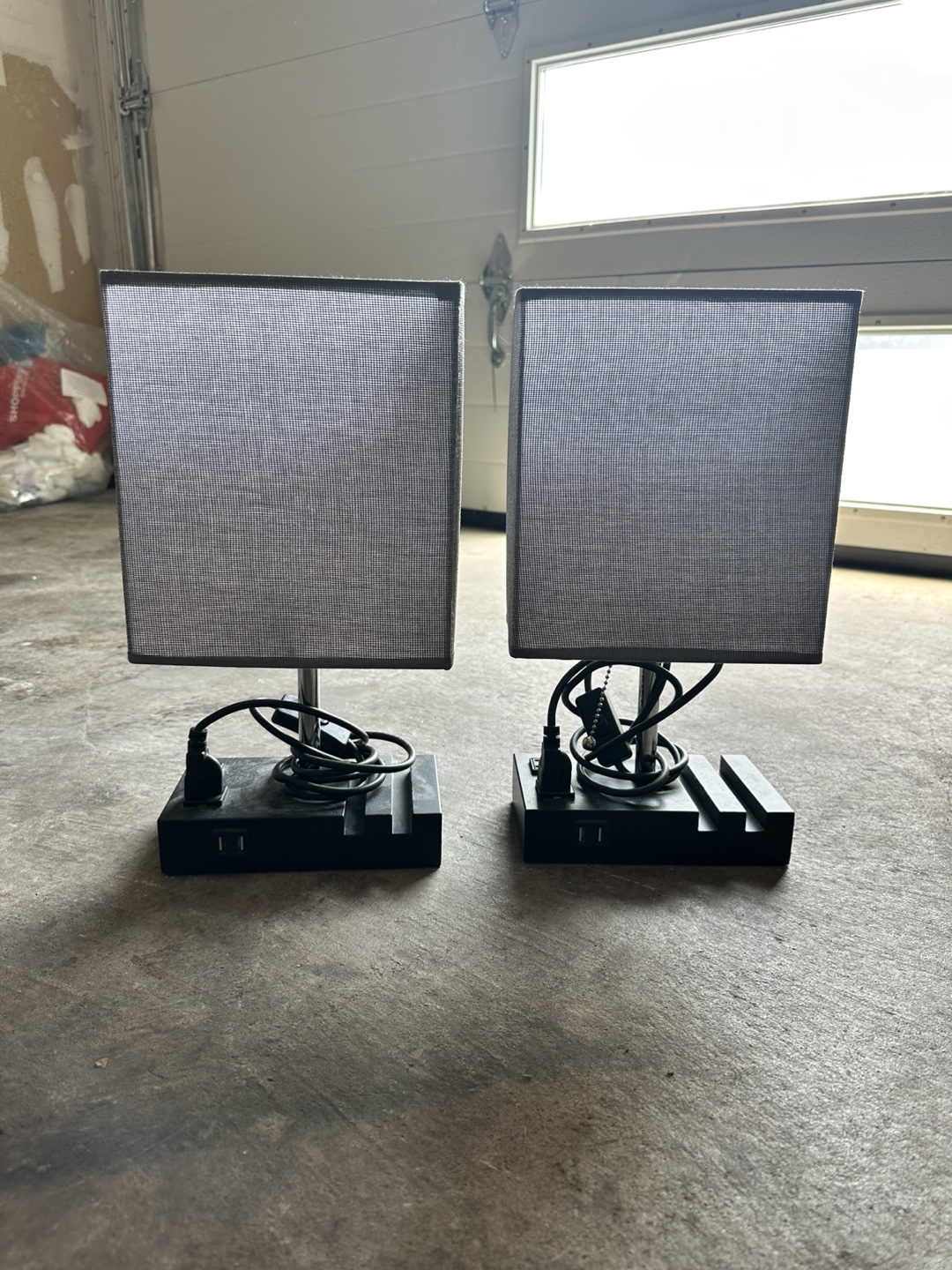 Pair of Grey Square Shade Table Lamps - photo 4
