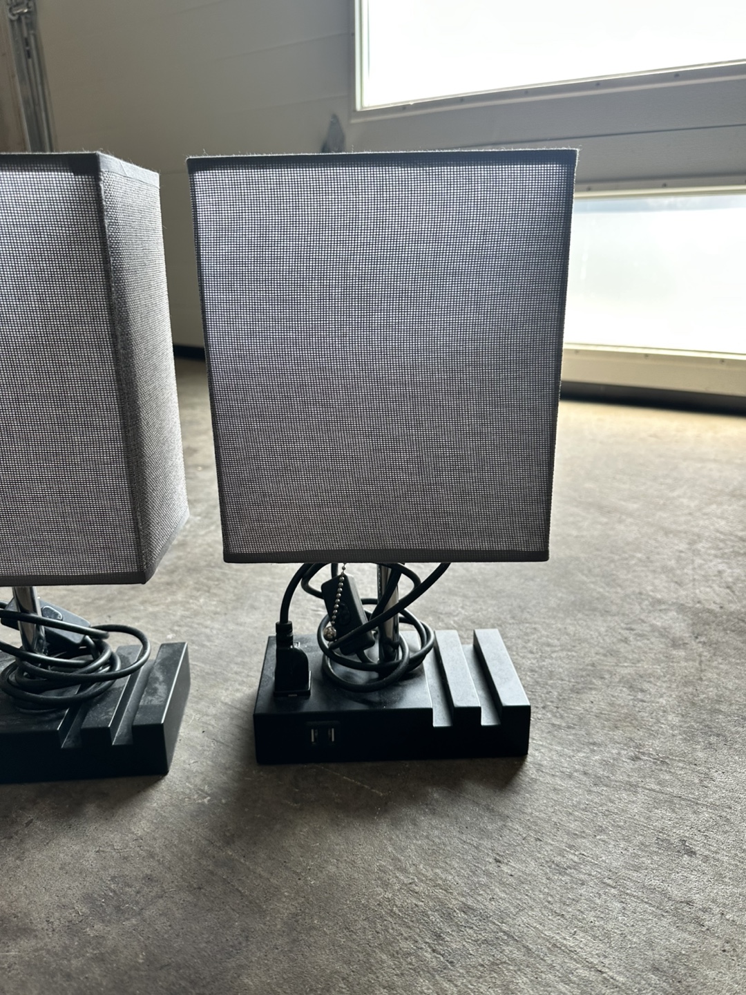 Pair of Grey Square Shade Table Lamps - photo 3