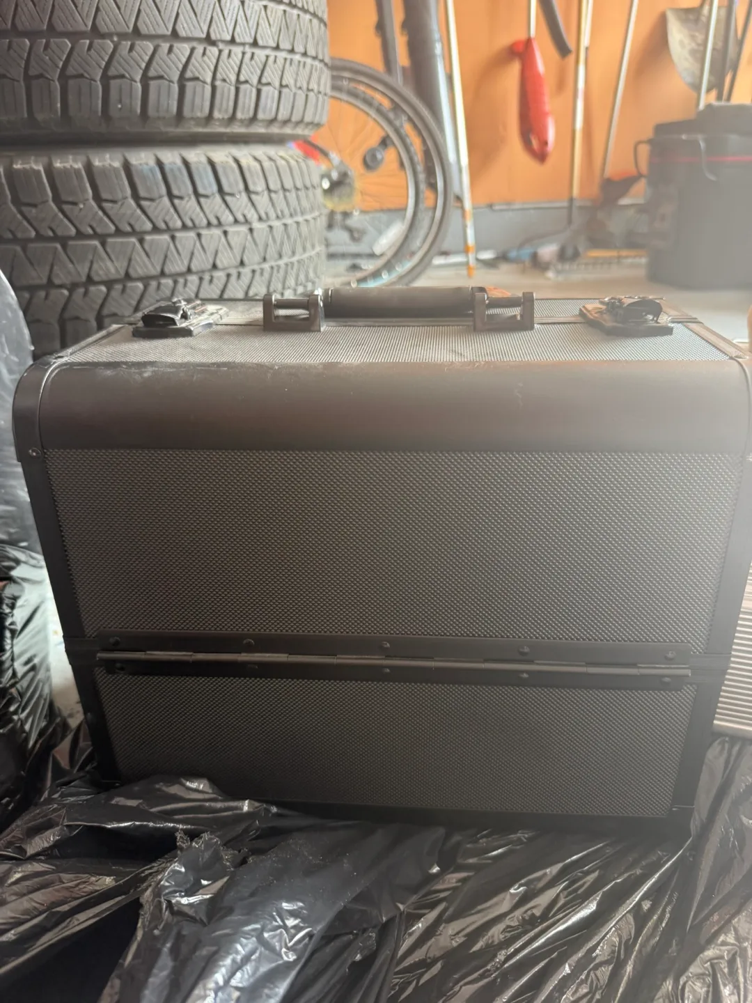 Professional Makeup Cases image indicator(2)