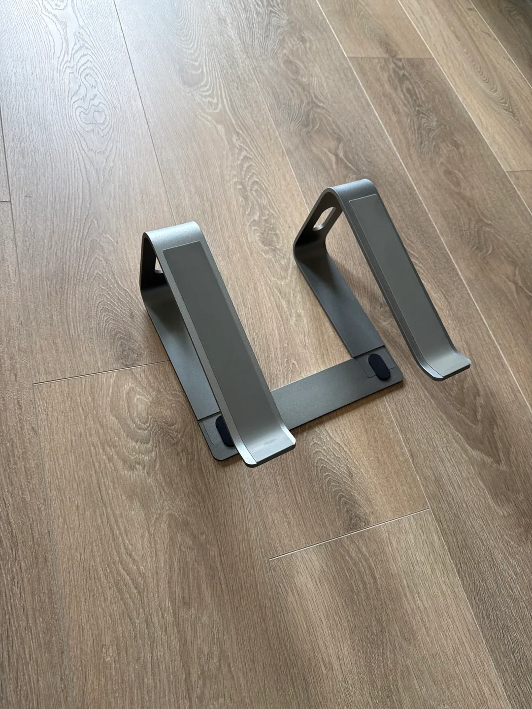Laptop Stand - Aluminum Space Gray thumbnail