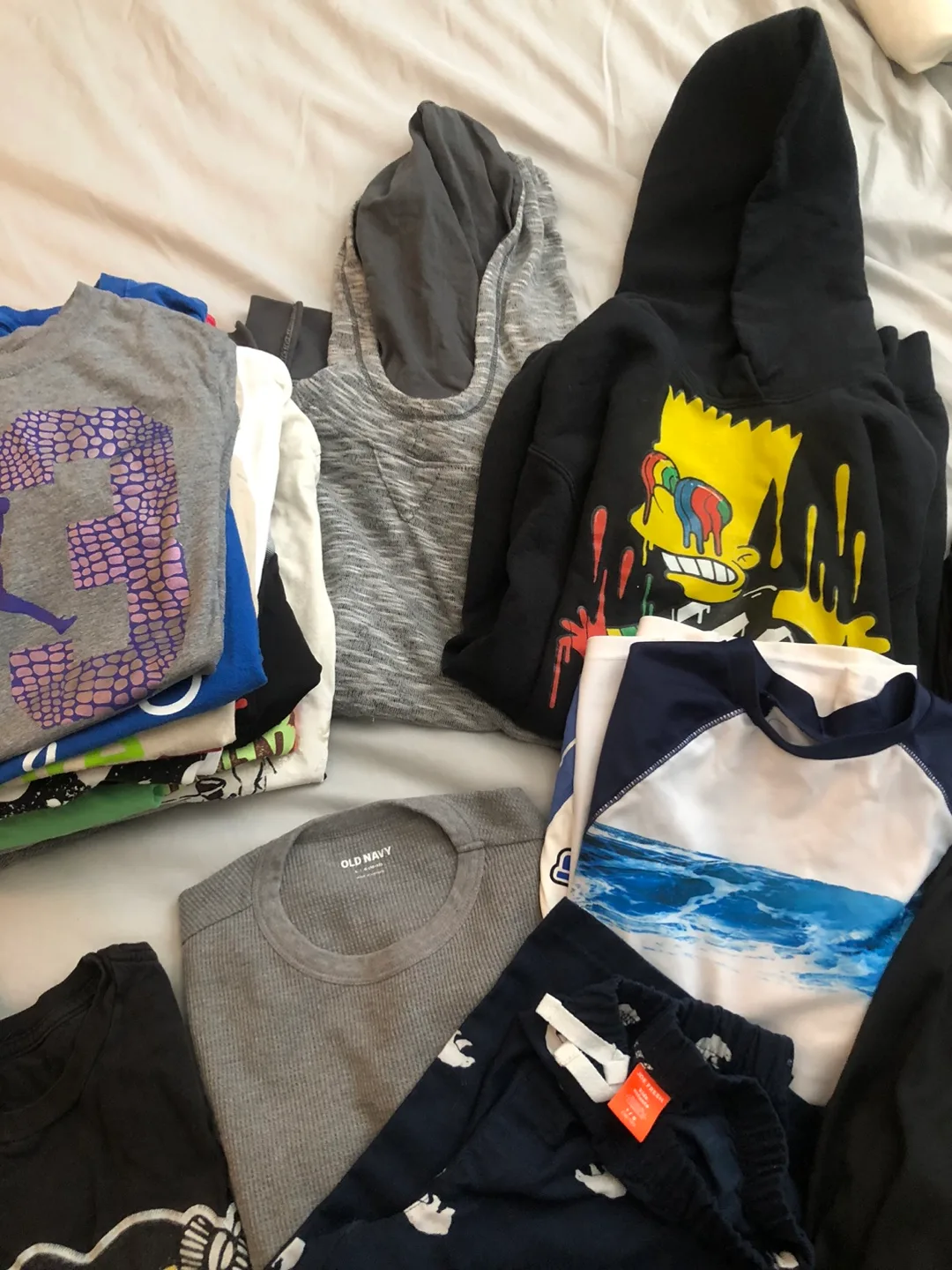 Boys mixed lot clothing image indicator(5)