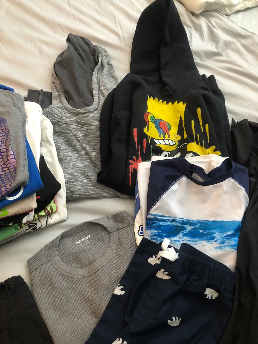 Boys mixed lot clothing image indicator(4)