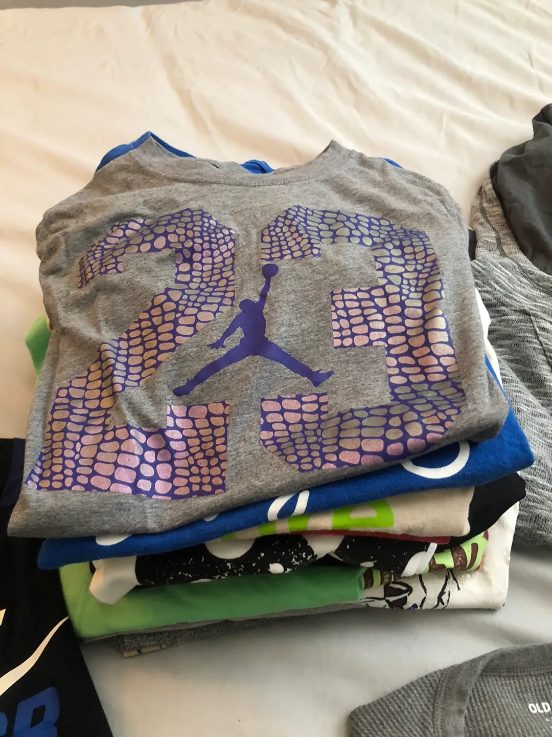 Boys mixed lot clothing image indicator(3)