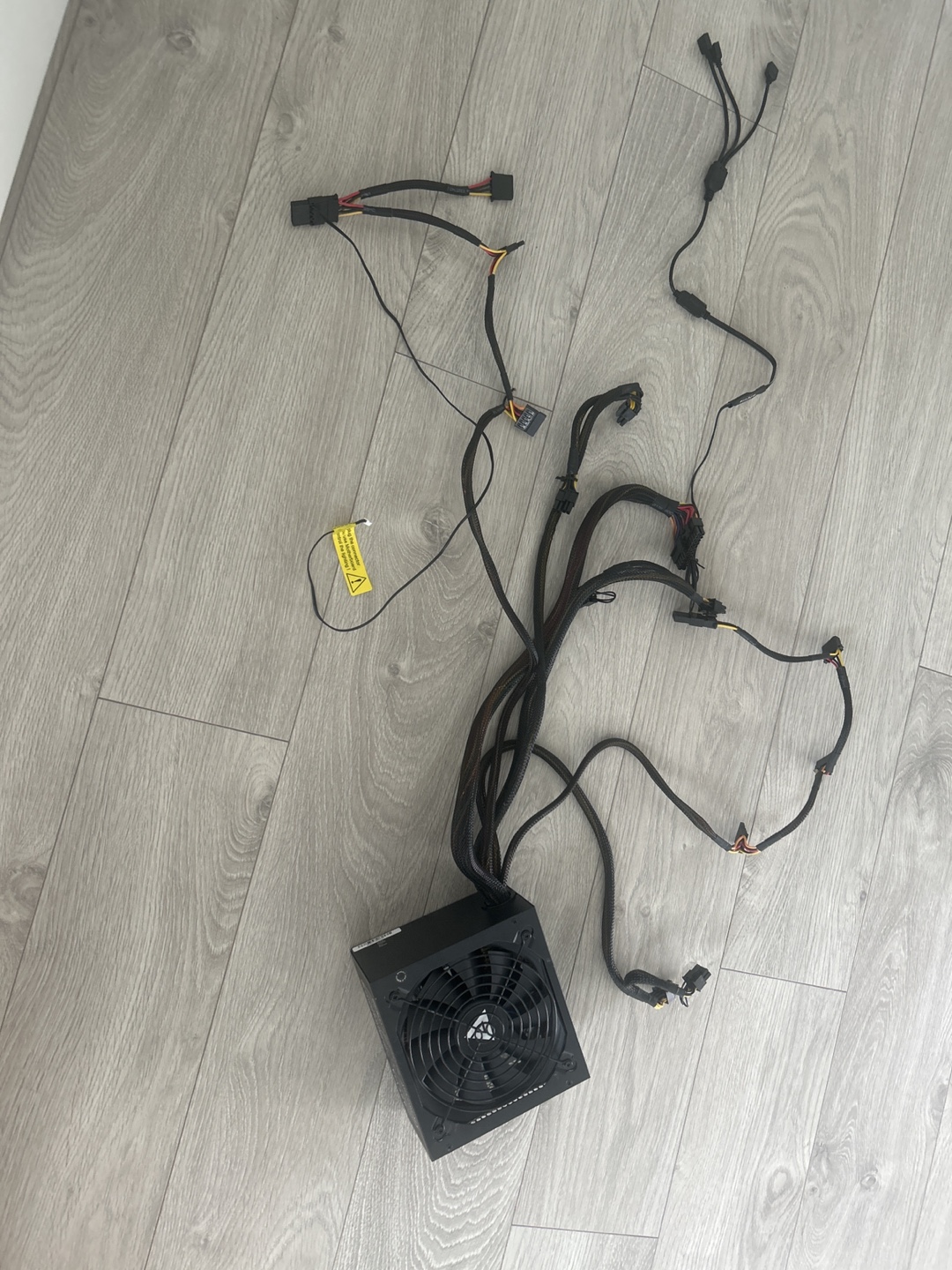 Apevia ATX-PR600W 600W Power Supply