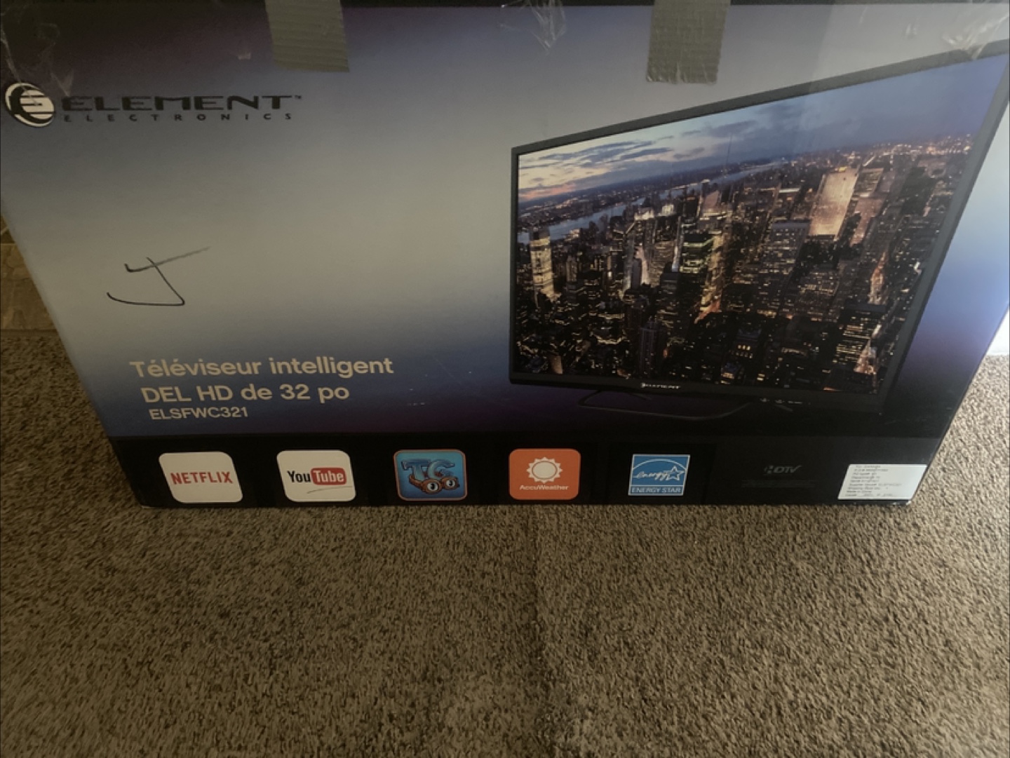 Element 32" Smart TV