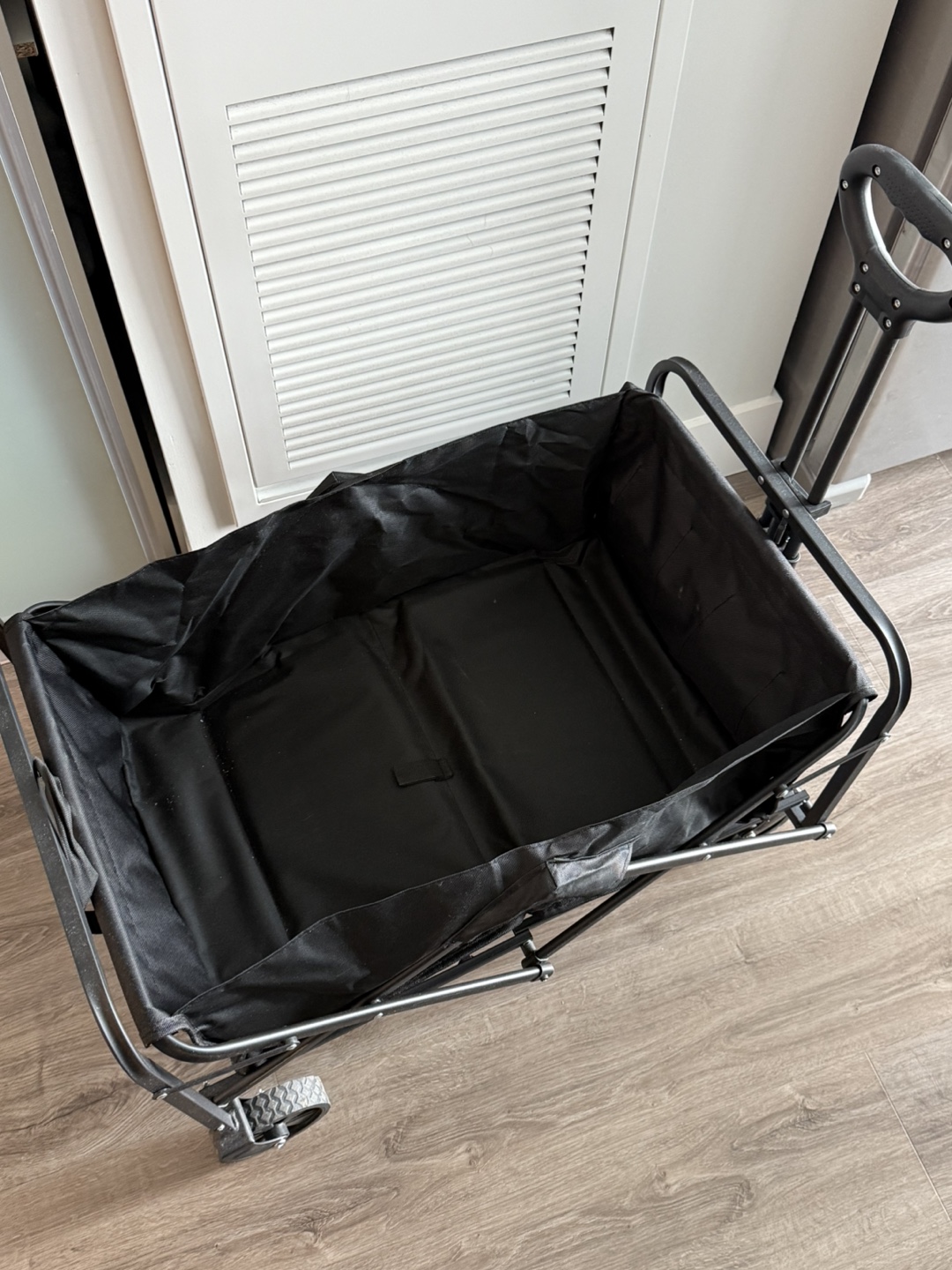 Black Folding Wagon
