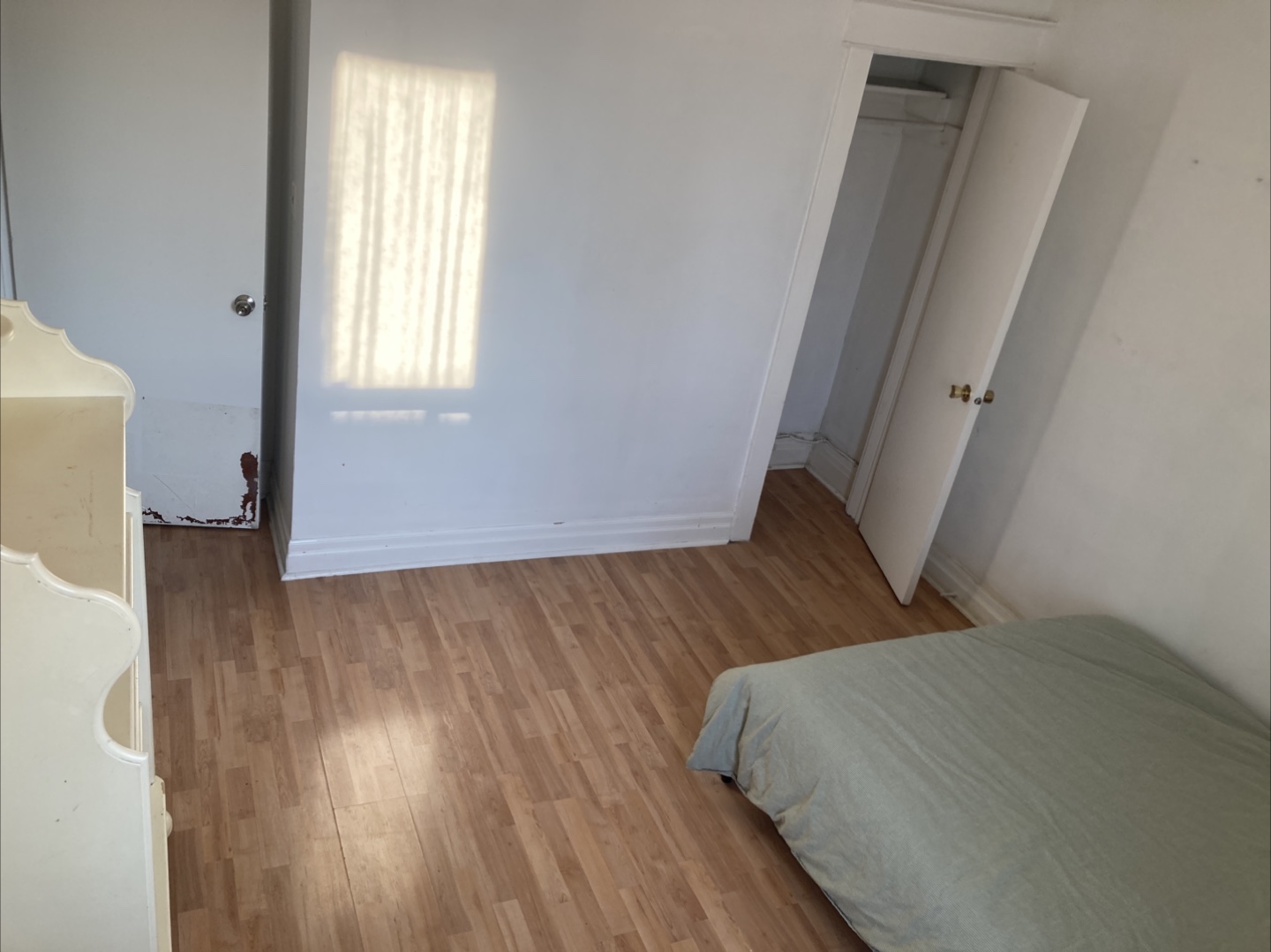 Private Room for Rent - photo 3