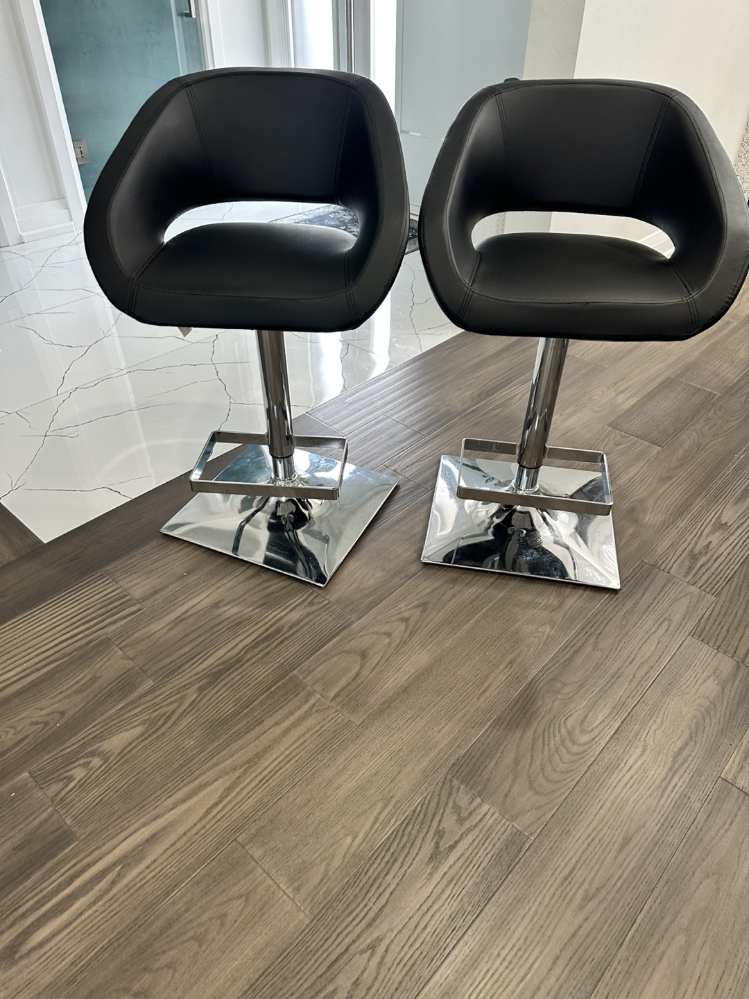 Modern Black Bar Stools (Set of 2) - photo 2