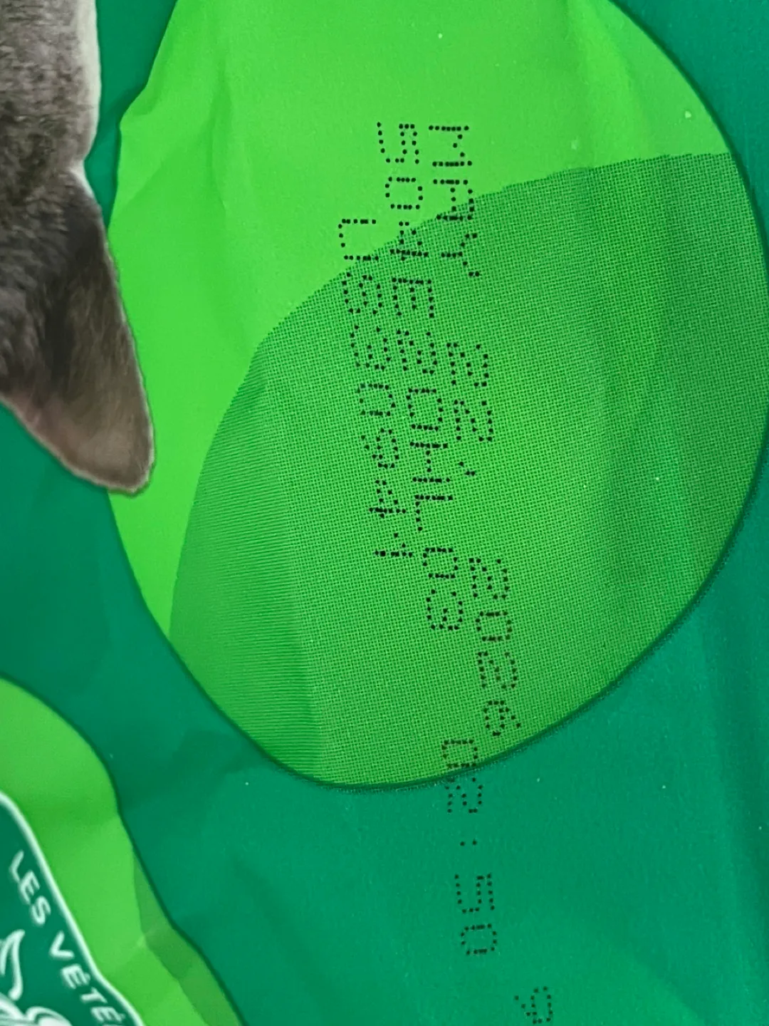 HUGE Iams senior cat food. 3.18 kg / 7 pounds image indicator(4)