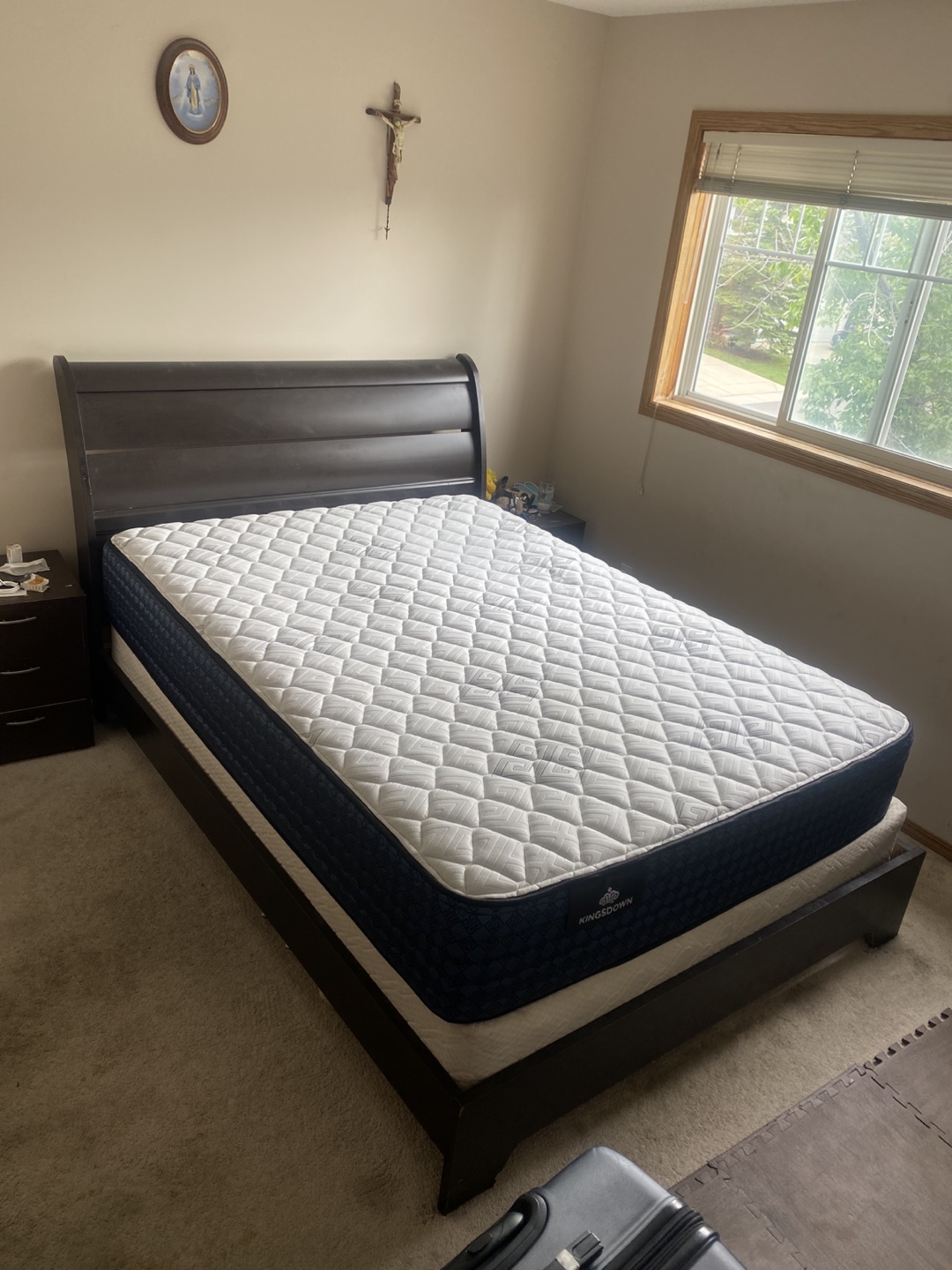 Queen Size Bed Set