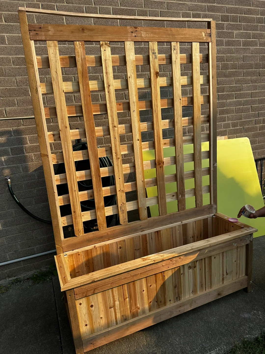 Wooden Planter Box with Trellis image indicator(4)