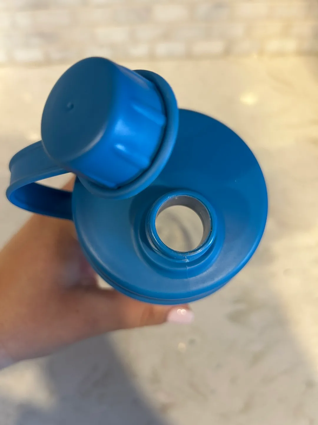 24oz Water Bottle in Blue image indicator(3)