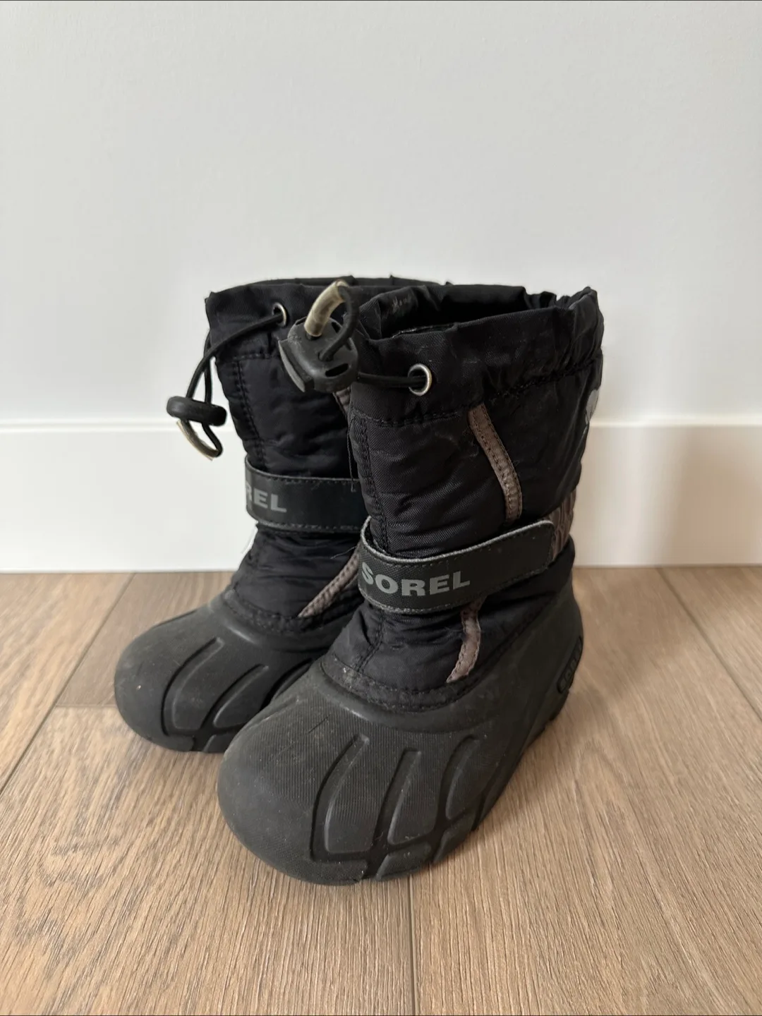 Sorel Snow Boots - Size 10 US thumbnail