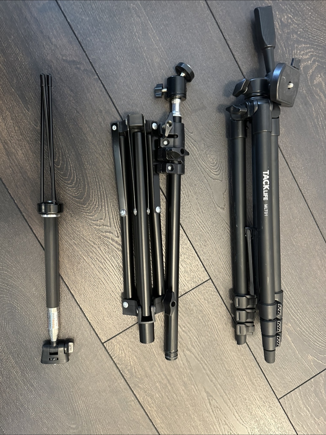 3 Tripods for Camera/Phone/Selfie Lights - photo 3