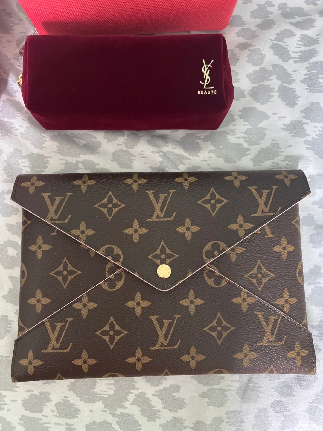 Designer Makeup Bags - Dior, Marimekko, YSL, Louis Vuitton image indicator(2)