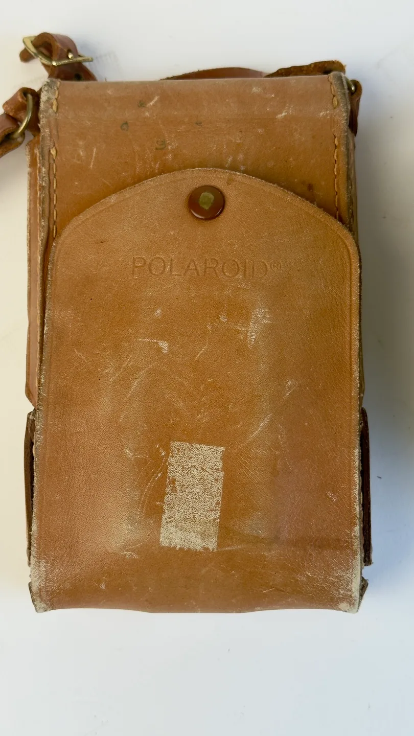 Polaroid SX-70 Land Camera Model 2 with Leather Case image indicator(3)