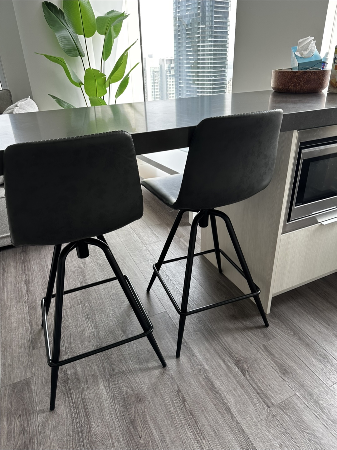 Set of 2 Black Bar Stools