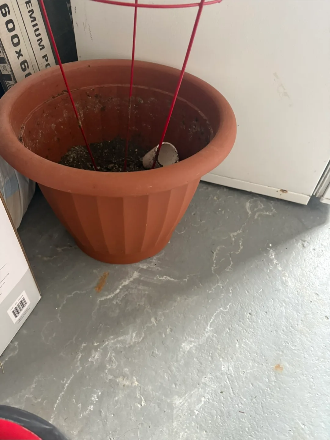 Large Flower Pot with Cage thumbnail