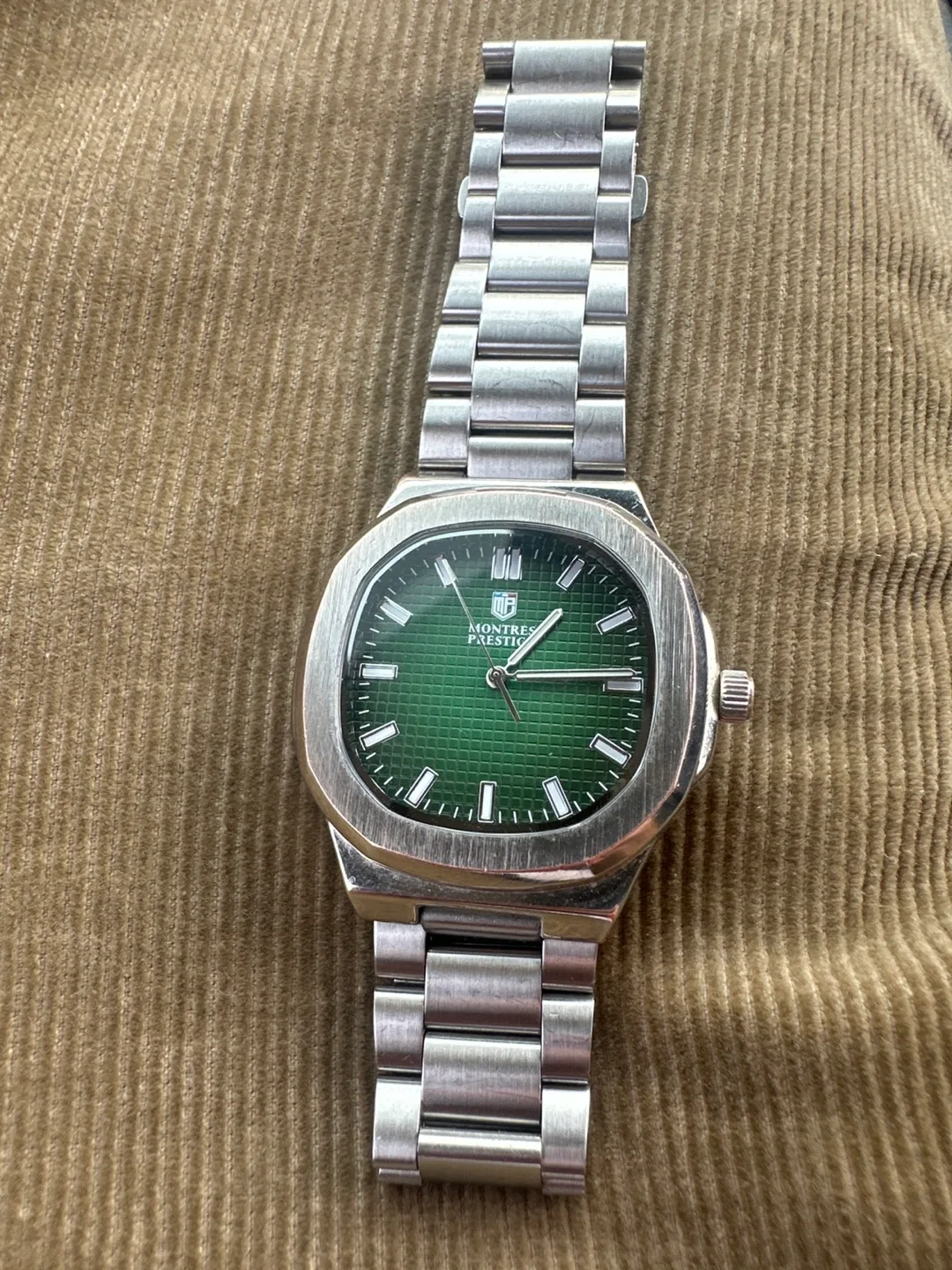 Montres Prestige Silver Watch MPW-0 thumbnail
