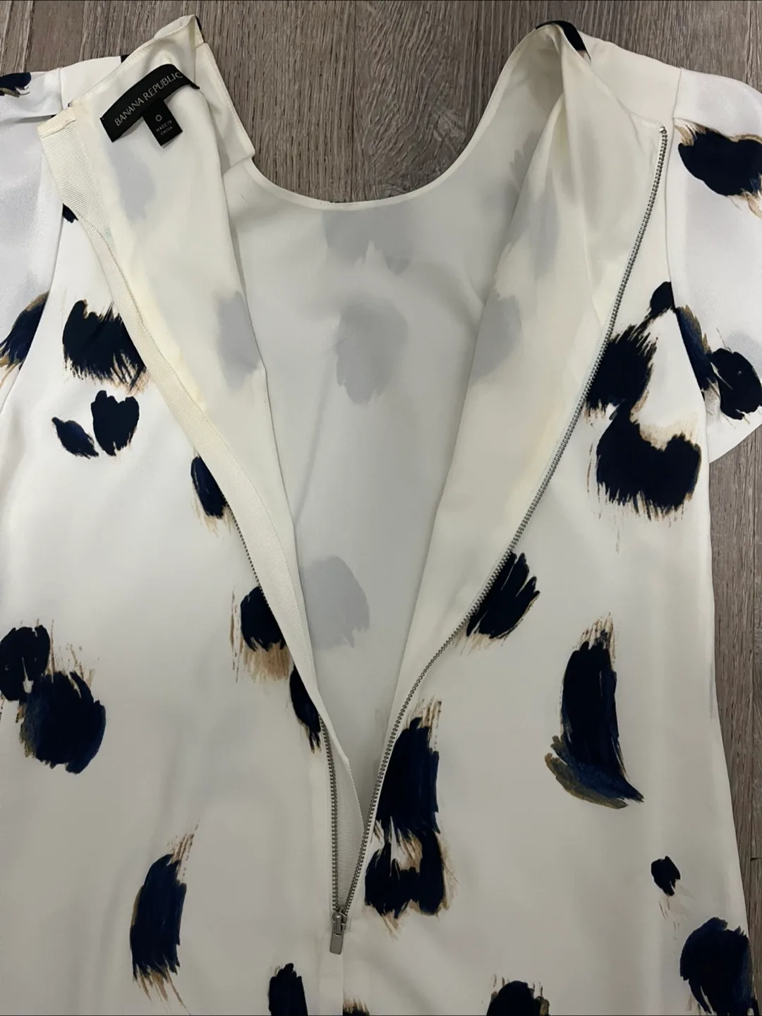 Banana Republic Dress - Size 0 image indicator(4)