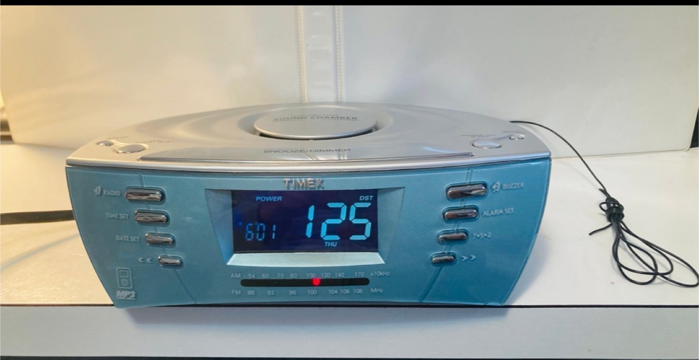 Timex Multi-Directional Sound Chamber Clock Radio