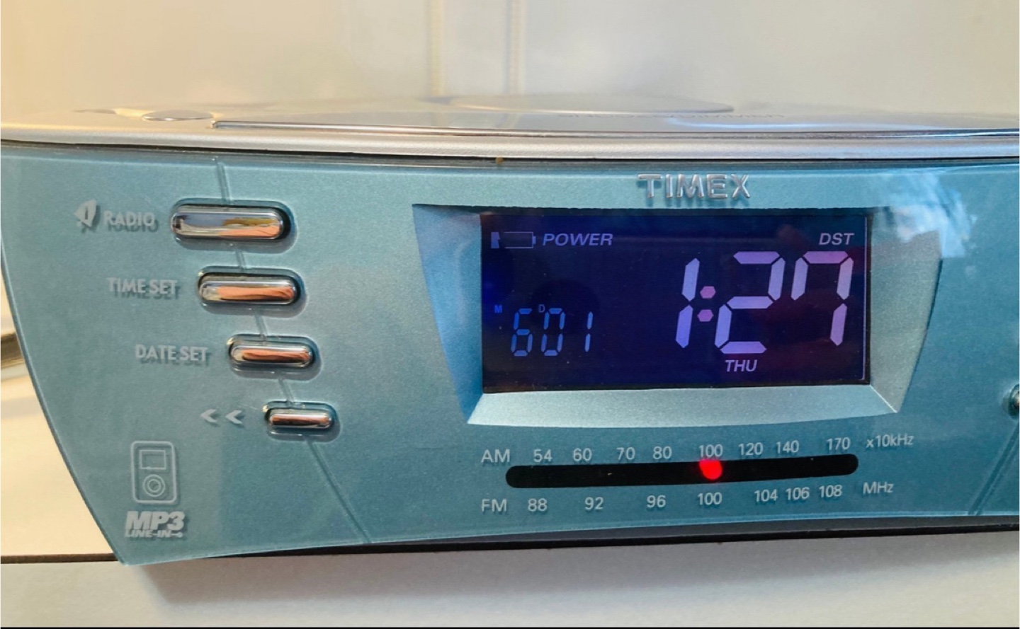 Timex Multi-Directional Sound Chamber Clock Radio - photo 4